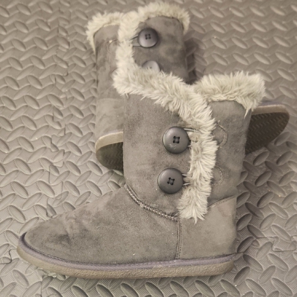 Cozy Gray Boots with Faux Fur Trim